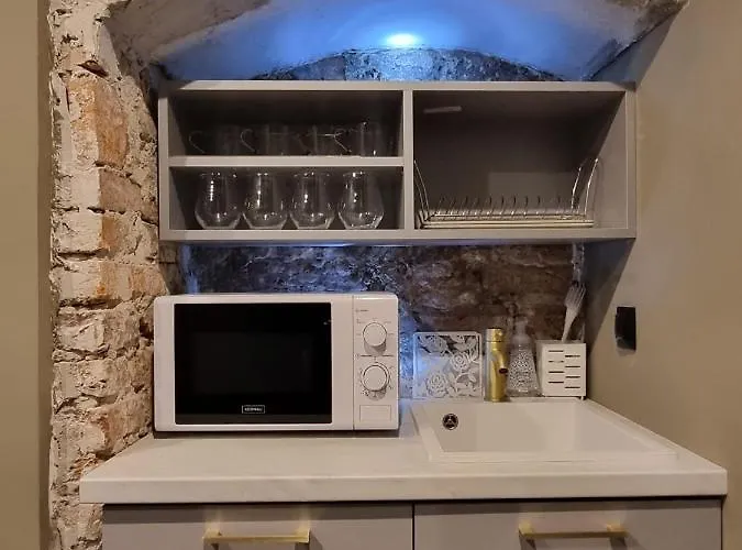 Apartment Flat With A View *